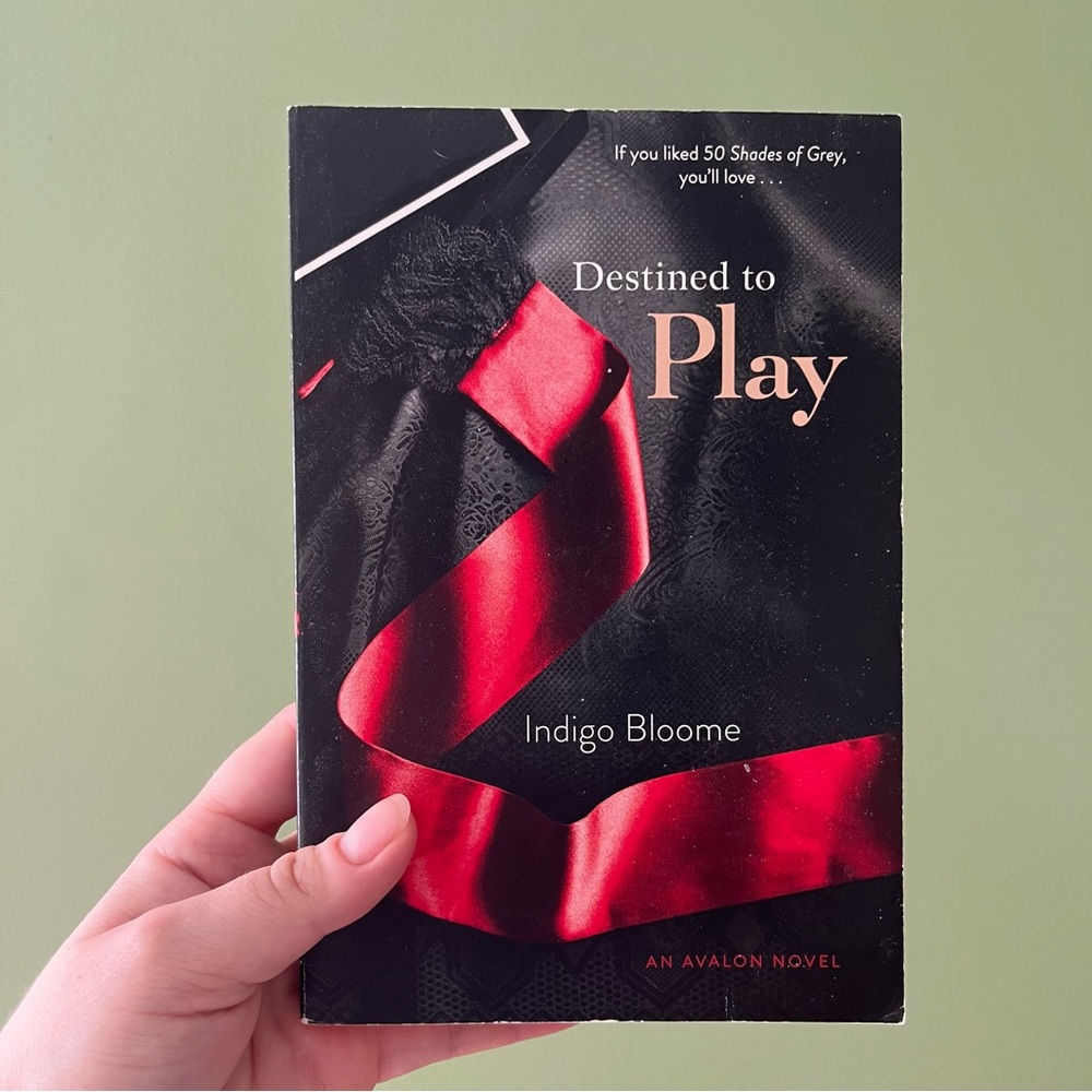 📚 4/25$ 📚 Destined to Play by Indigo Bloome Book